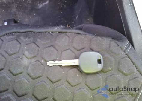 2016 Toyota Corolla Le из США, поврежденный, VIN 2T1BURHE4GC627785